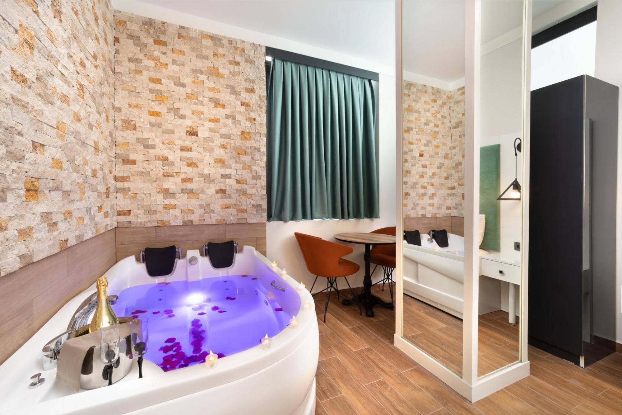 DES Suites Hotel Istambul Extérieur photo